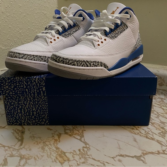 Air Jordan 3 Retro ‘Washington Wizards’ White Blue, size 10 with box - Picture 8 of 9